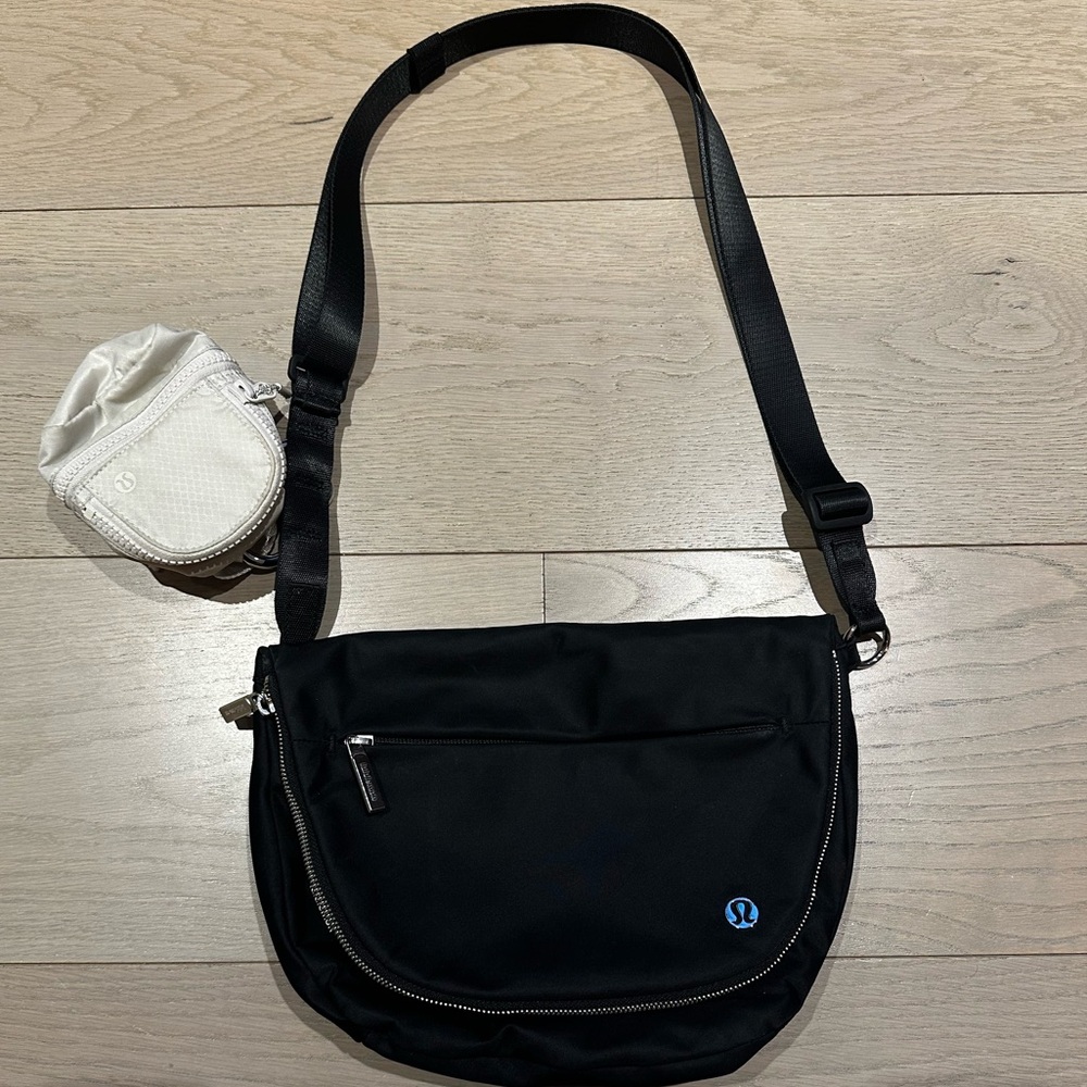 Lululemon ALL NIGHT FESTIVAL BAG *ZIP TOP
Black with City Adventure Backpack